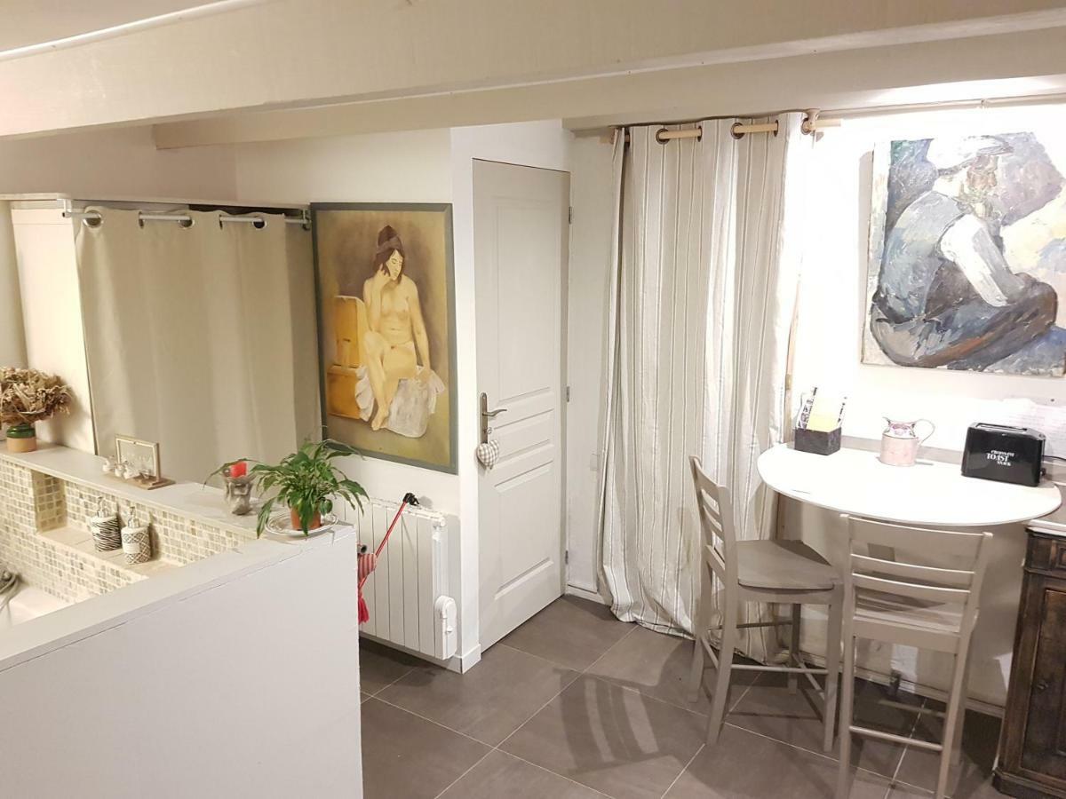 Chambre D'Hote - Mas Le Barret Arles Bagian luar foto