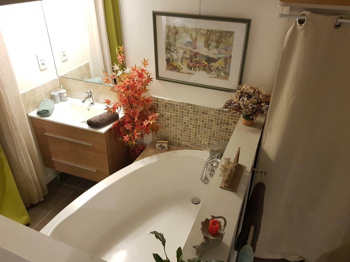 Chambre D'Hote - Mas Le Barret Arles Bagian luar foto