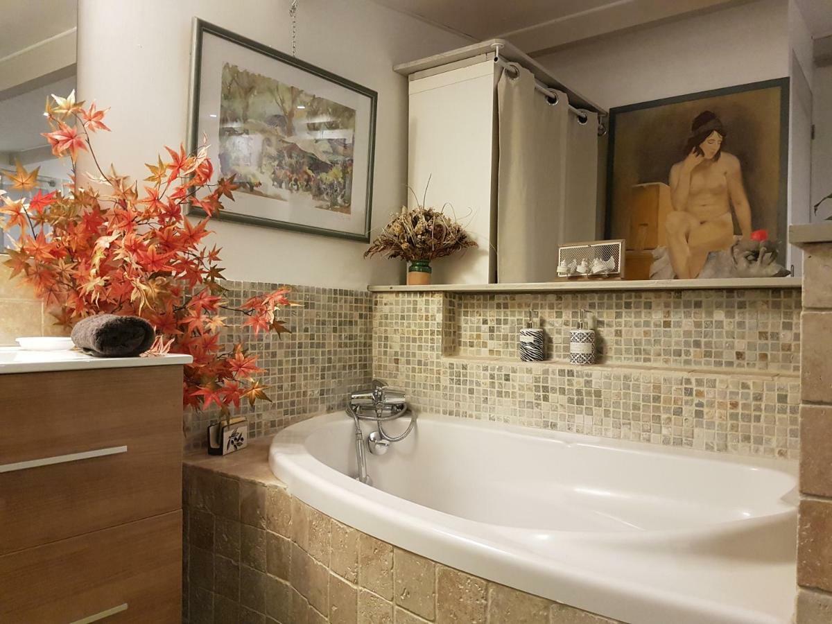 Chambre D'Hote - Mas Le Barret Arles Bagian luar foto